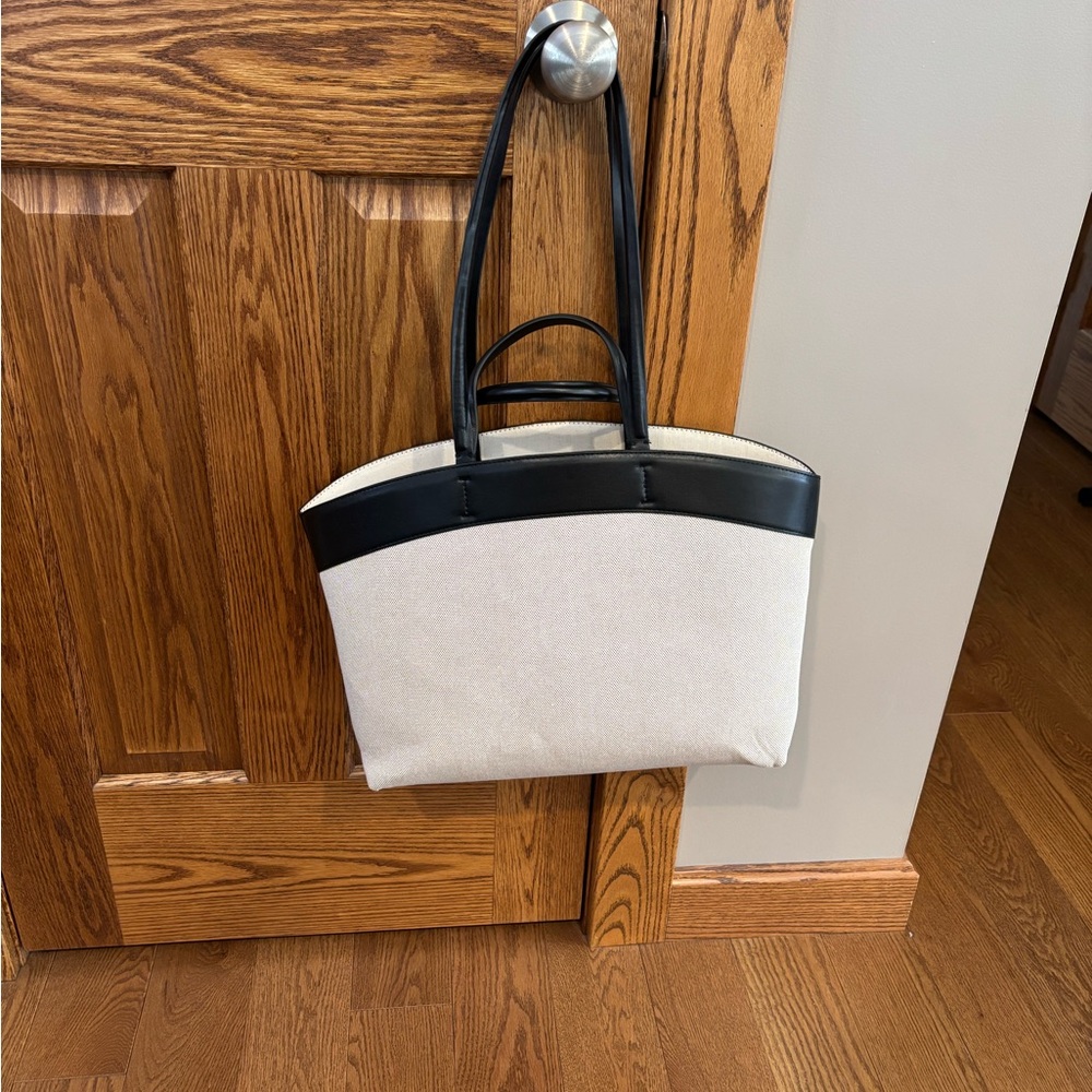 GAP canvas tote bag cream/black purse women’s